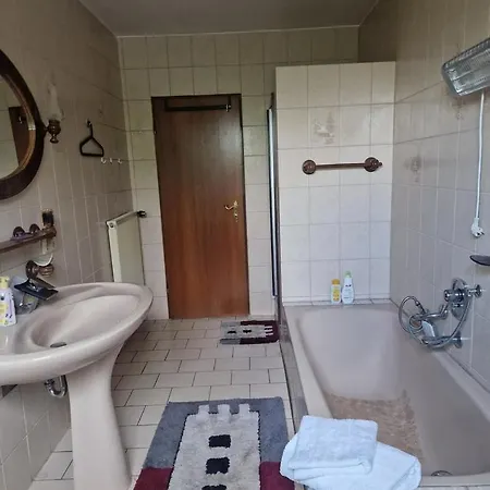Schoenes Doppelzimmer * Allmannshofen